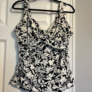 Lands End Black and White Floral Swim Tank, 14D and Bottom L